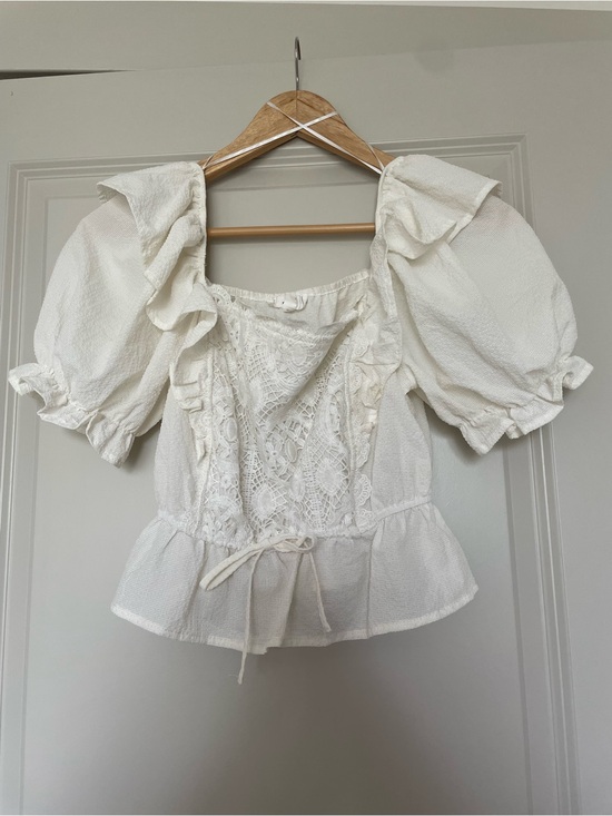 mine Tops - Mine White Lace Peplum Puff-Sleeve Blouse